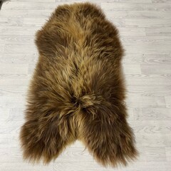 IJslander schapenvacht bruin wit 140x80cm XL-XXL