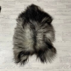 IJslander schapenvacht zwart grijs wit 115x75cm M