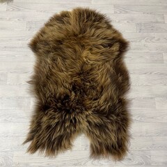 IJslander schapenvacht bruin 120x75cm L