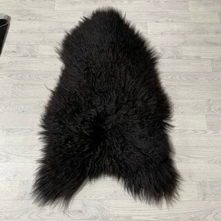 IJslander schapenvacht bruin zwart 120x75cm L