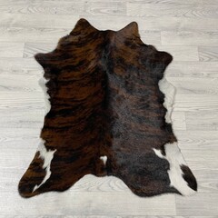 Kalfshuid tricolor bruin zwart wit 95x80cm