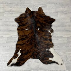 Kalfshuid tricolor bruin zwart wit 105x80cm