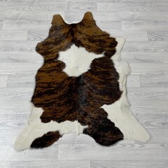 Kalfshuid tricolor bruin zwart wit 110x90cm