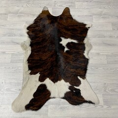 Kalfshuid tricolor bruin zwart wit 110x80cm