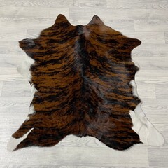 Kalfshuid tricolor bruin zwart wit 95x90cm