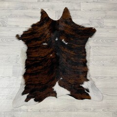 Kalfshuid tricolor bruin zwart wit 95x80cm