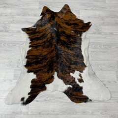 Kalfshuid tricolor bruin zwart wit 105x95cm