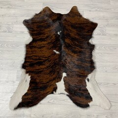 Kalfshuid tricolor bruin zwart wit 105x90cm