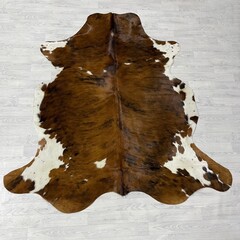 Koeienhuid tricolor bruin zwart wit Normandiër 225x205cm M/L