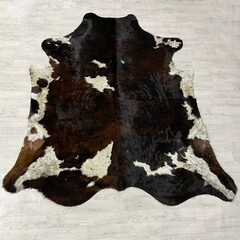 Koeienhuid tricolor bruin zwart wit Normandiër 225x210cm M/L