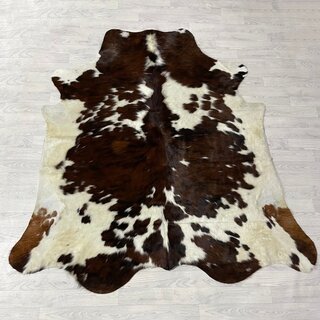 Koeienhuid tricolor bruin zwart wit Normandiër 220x205cm M/L