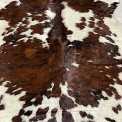 Koeienhuid tricolor bruin zwart wit Normandiër 220x205cm M/L