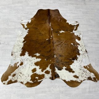 Koeienhuid tricolor bruin zwart wit Normandiër 220x220cm XL