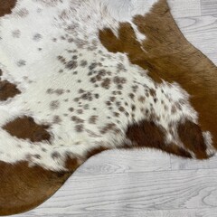 Koeienhuid tricolor bruin zwart wit Normandiër 220x220cm XL