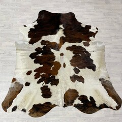Koeienhuid tricolor bruin zwart wit Normandiër 230x205cm M/L