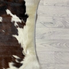 Koeienhuid tricolor bruin zwart wit Normandiër 215x190cm M/L