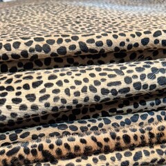 Koeienhuid baby cheetahprint beige 190x160cm
