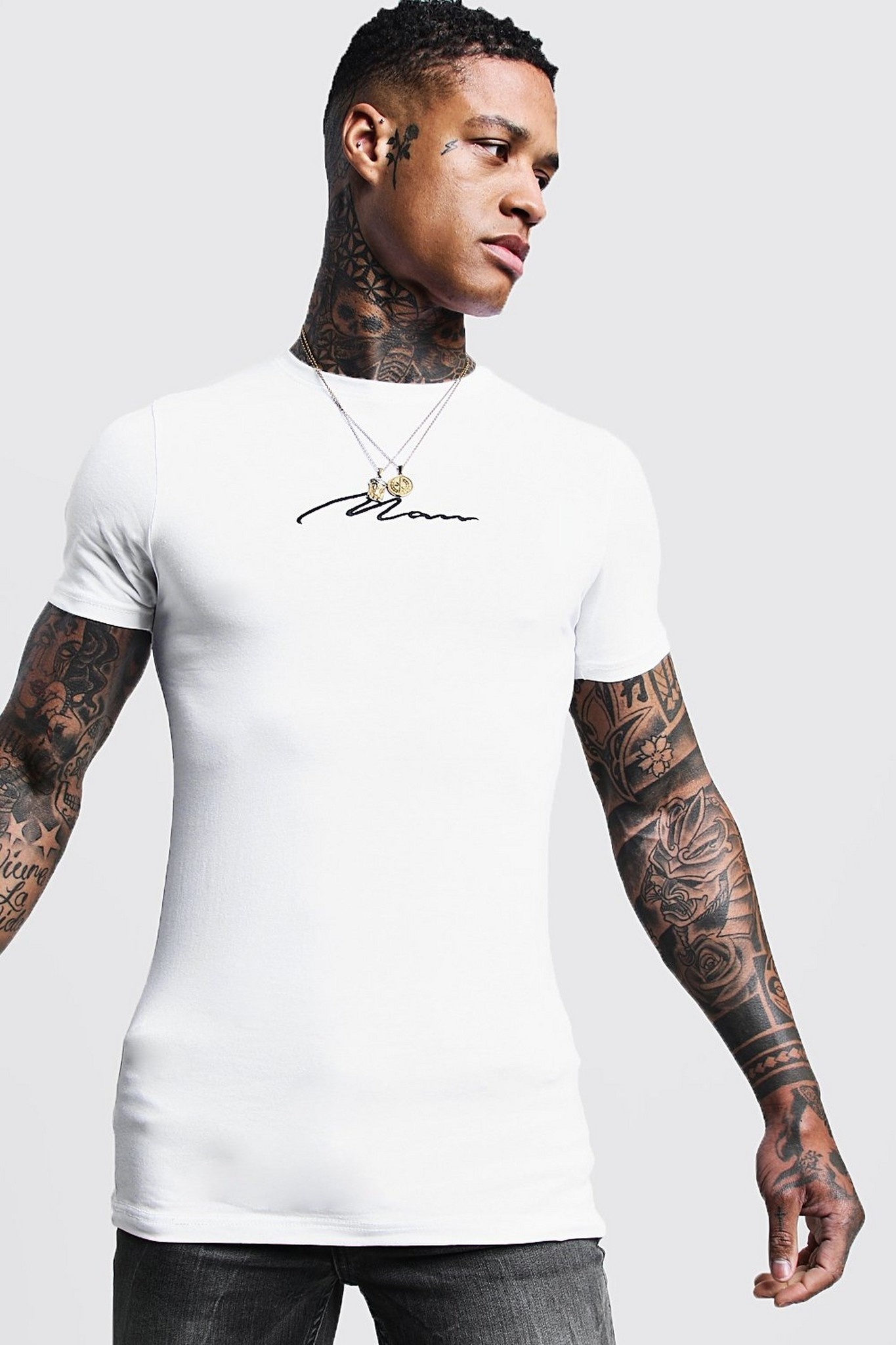Puma MAN Signature Embroidered Muscle Fit T-Shirt Puma MAN Signature Embroidered Muscle Fit T-Shirt