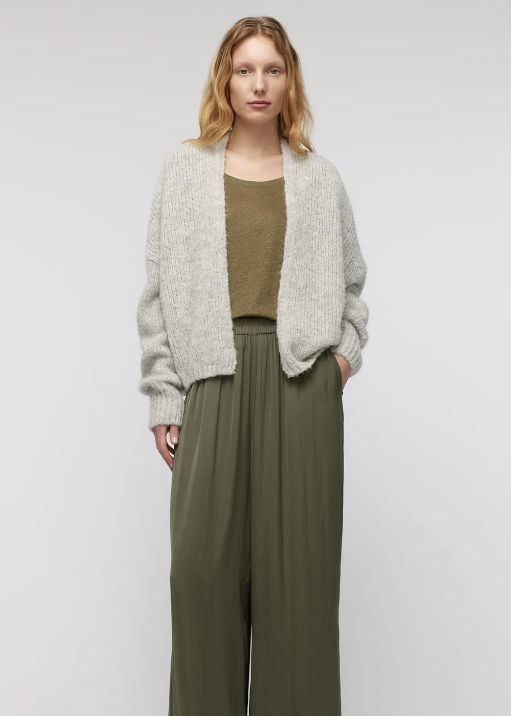 Knit-ted Knit-ted Cardigan Becky