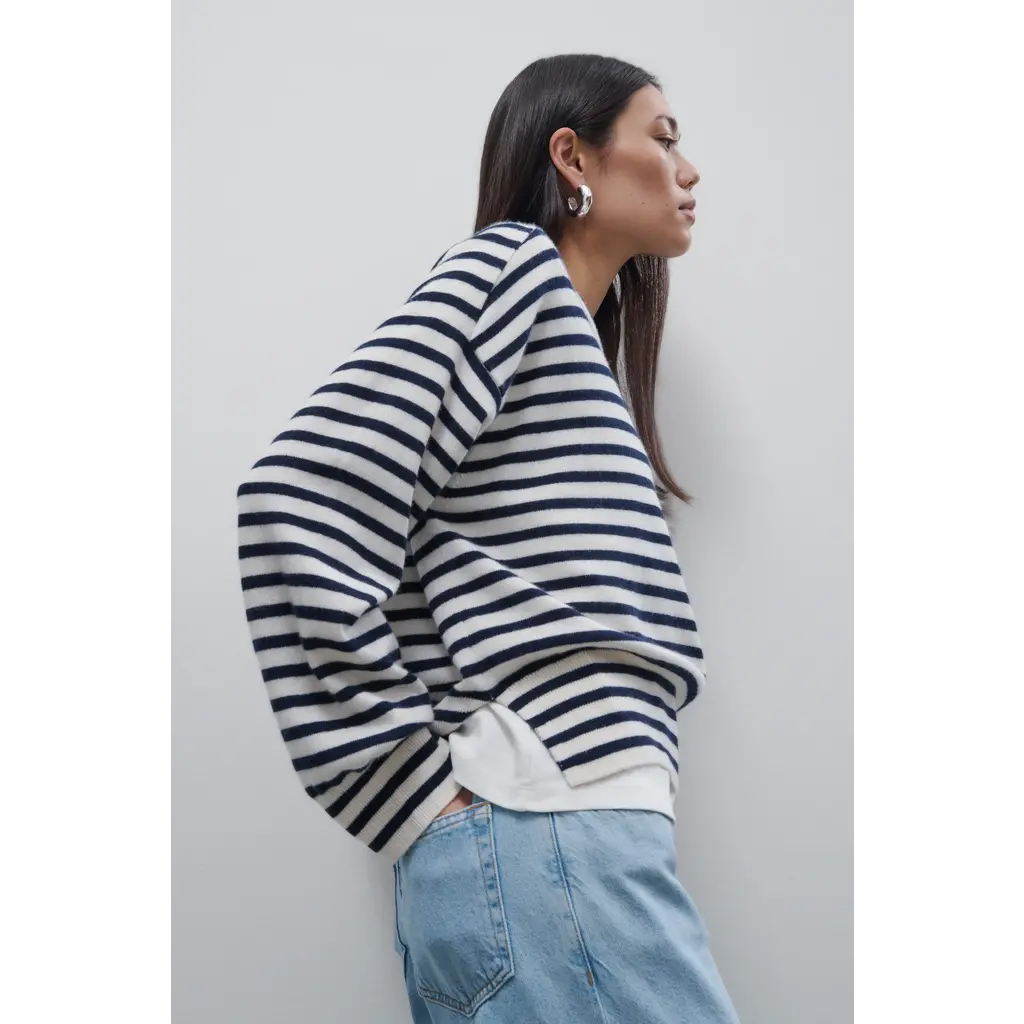 CLOSED crew neck trui long sleeve C96403-99A-ST ivory