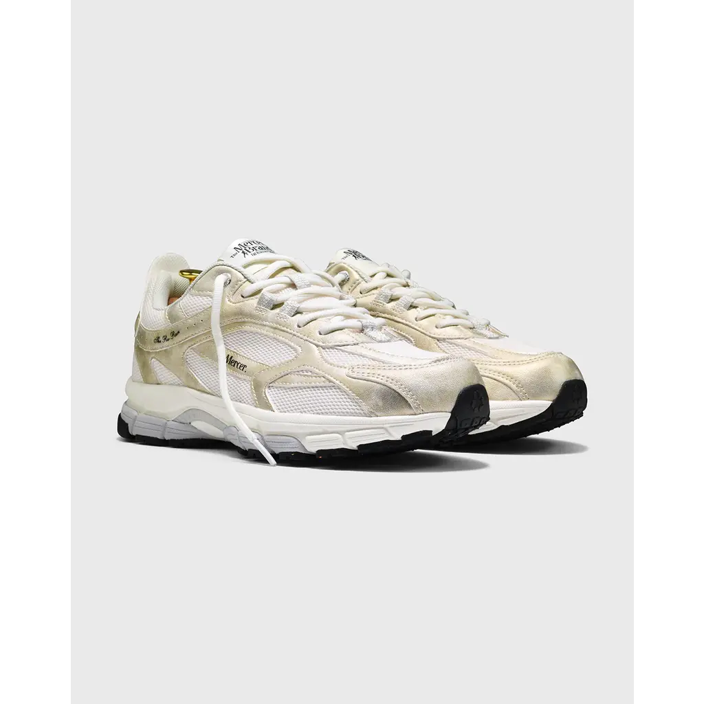 Mercer sneaker The Re-Run  Metallic in gold