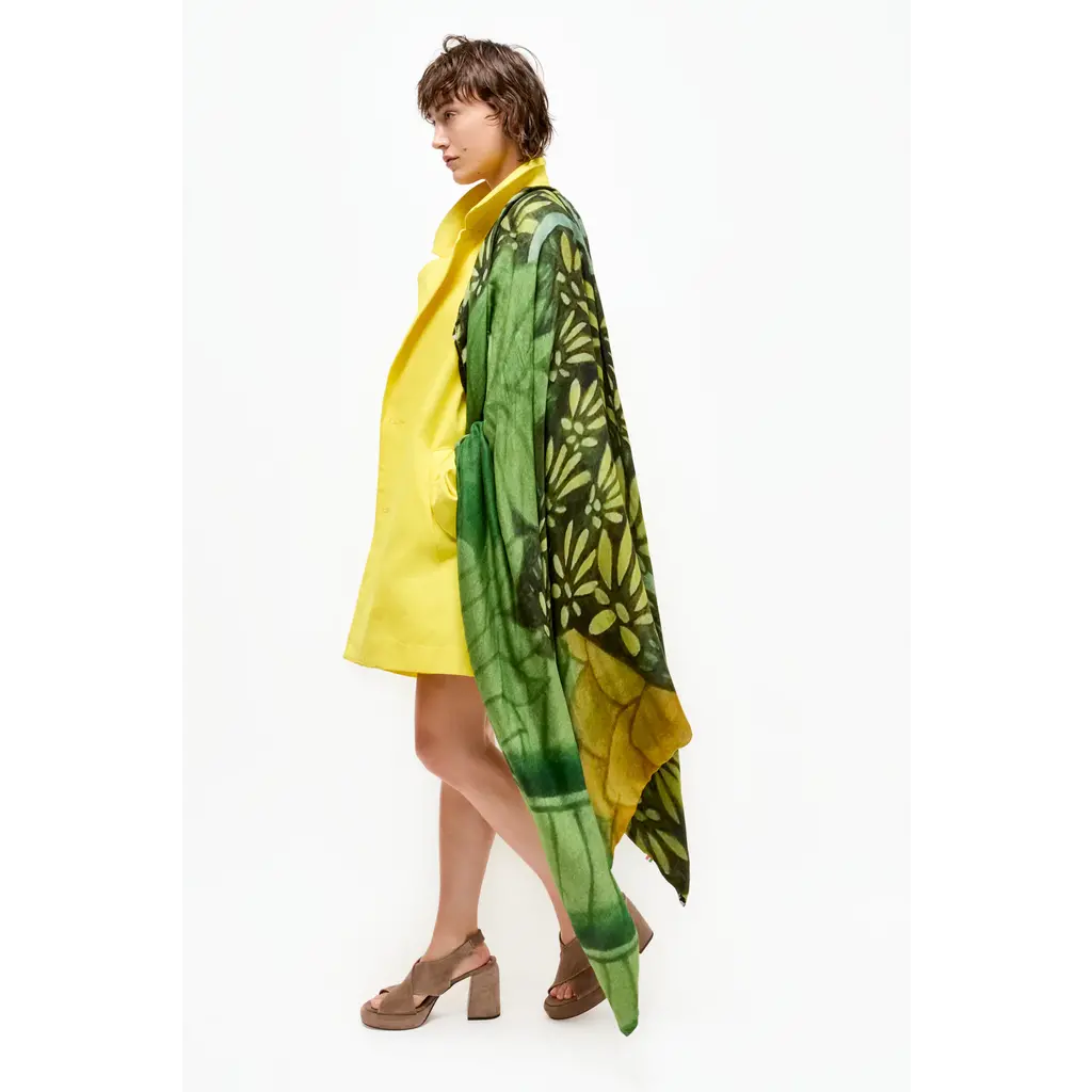 Talking Walls shawl Ava Double Face in jungle buffalo