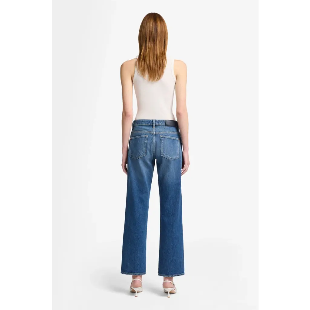 7 for all mankind jeans calie straight in explorer