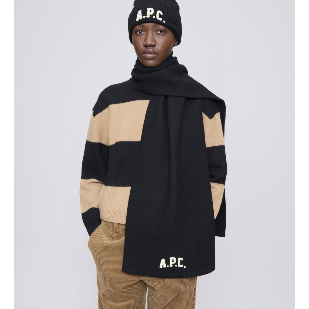 A.P.C. shawl Jesse in noir