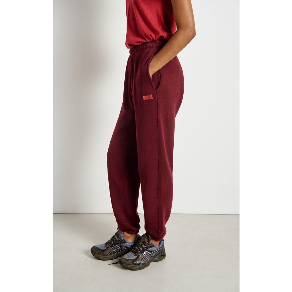 American Vintage sweatpants IZU05BH25 in cerisier vintage