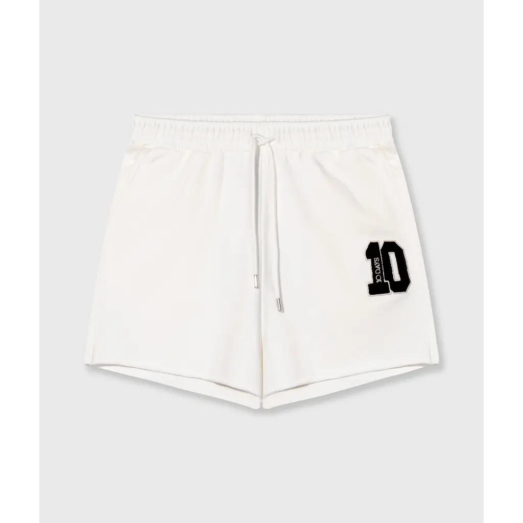 10 Days shorts 10 in ecru