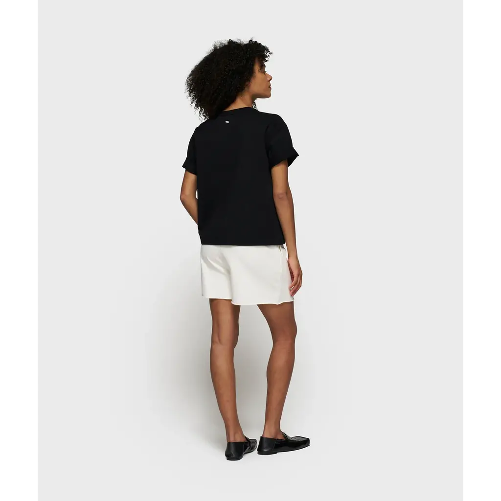 10 Days shorts 10 in ecru