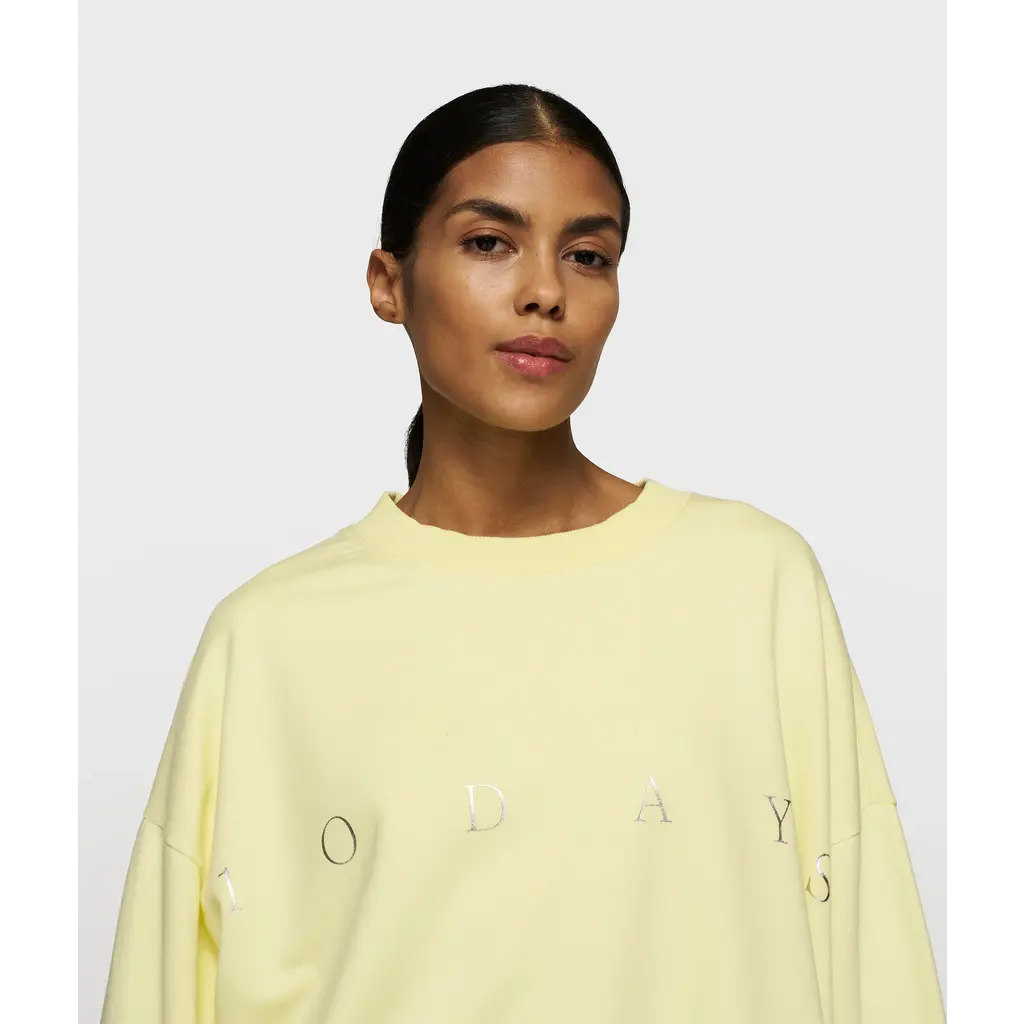 10 Days oversized sweater logo in pastel yellow