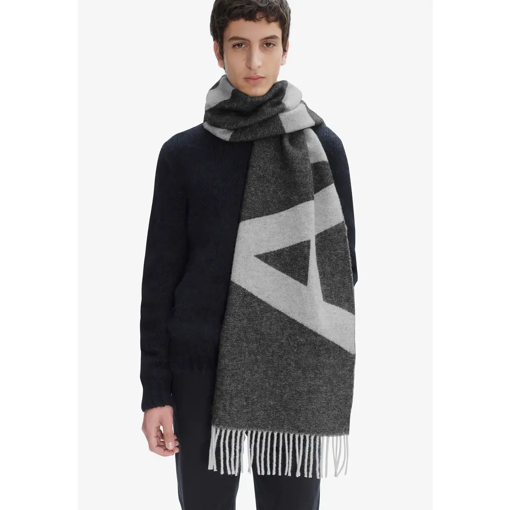 A.P.C. shawl Echarpe Malo in noir