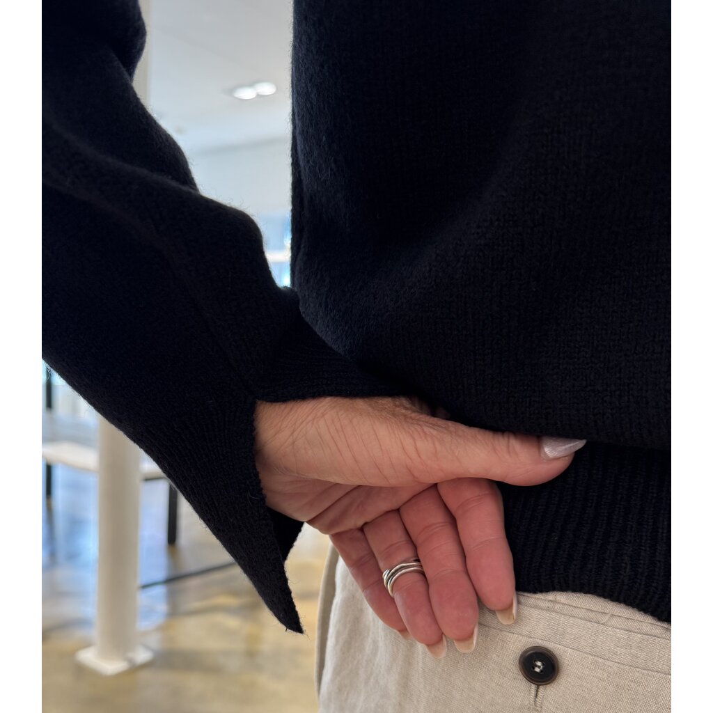 Pomandère trui Knit 8418R 74329 in kleur 999