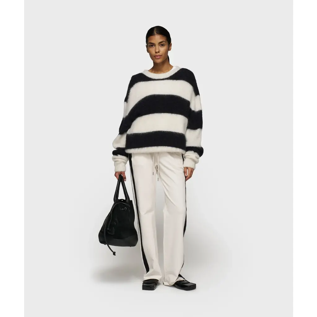 10 Days trui "Crop Hairy Knit Stripe" in ecru/black