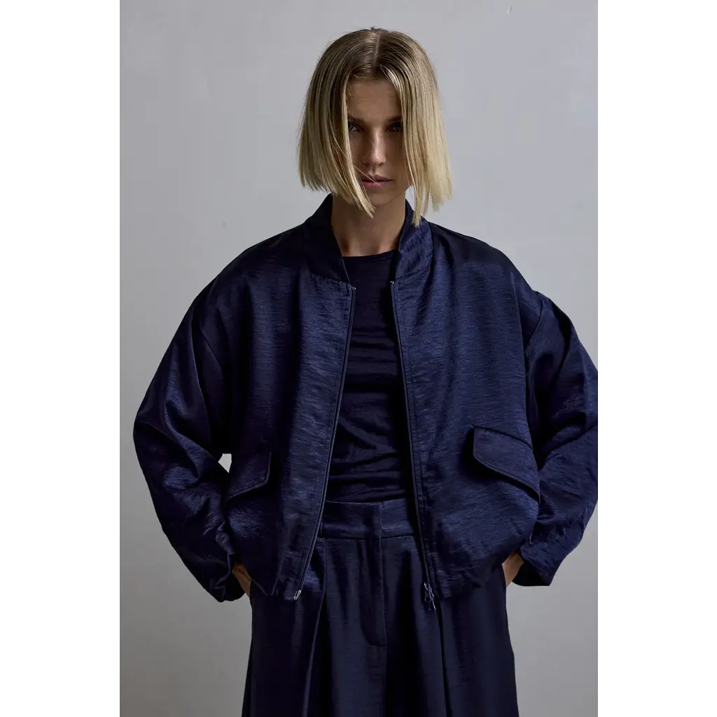 Femmes du Sud top Elita in navy