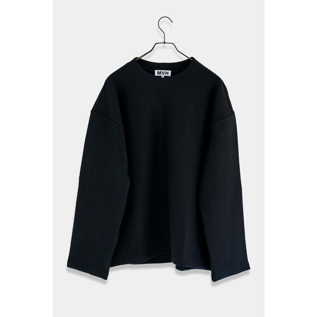 Monique van Heist top 1982 in black felt