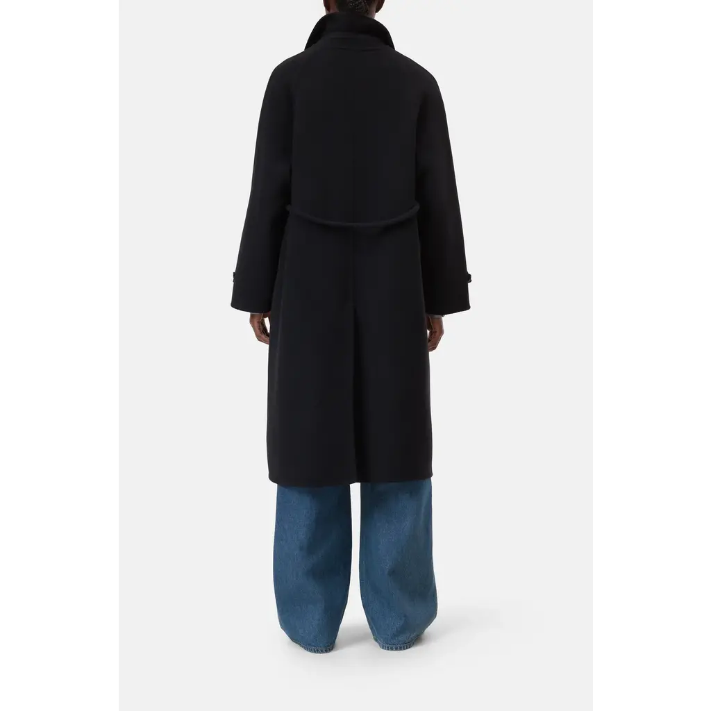 CLOSED  belted coat in black/100
