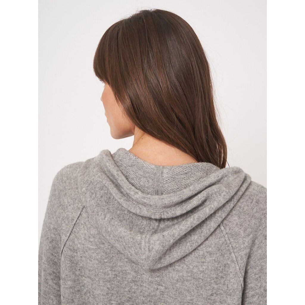 Repeat sweater in light grey