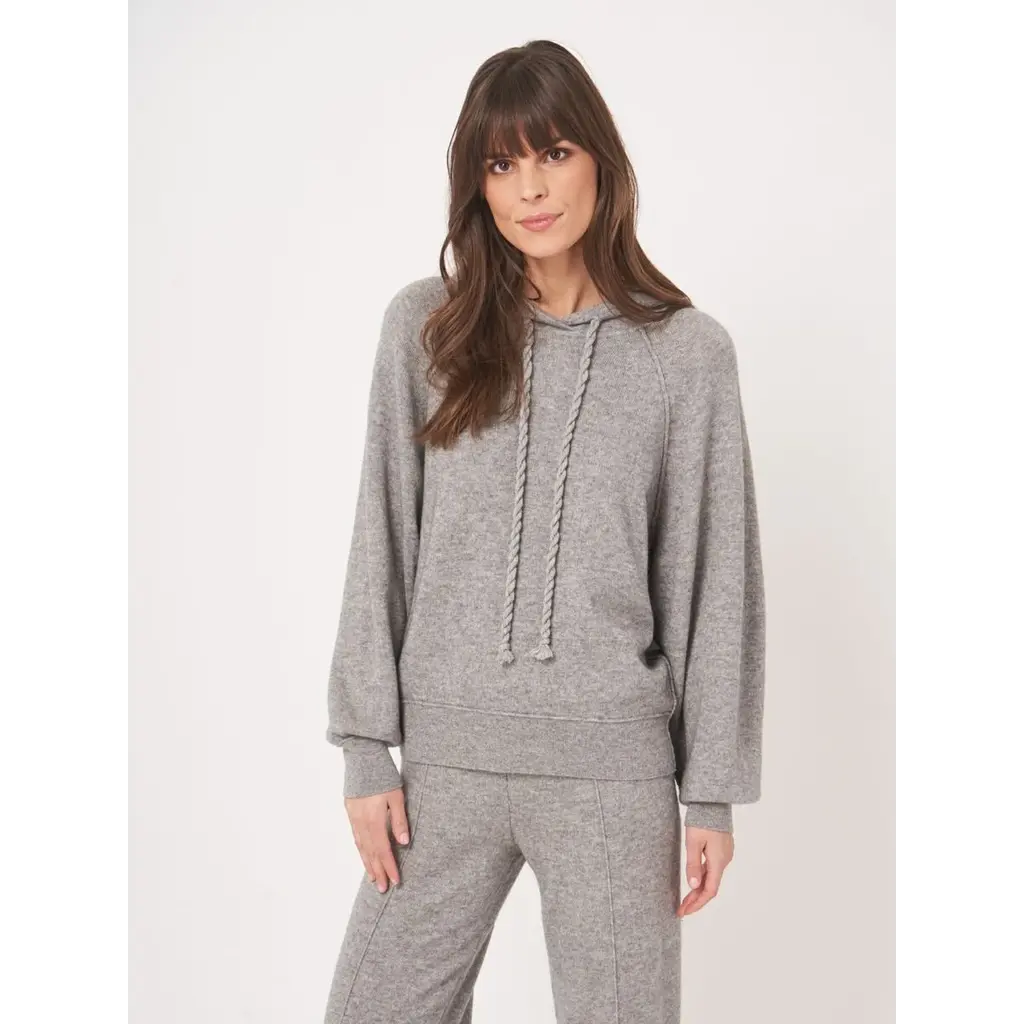 Repeat sweater in light grey