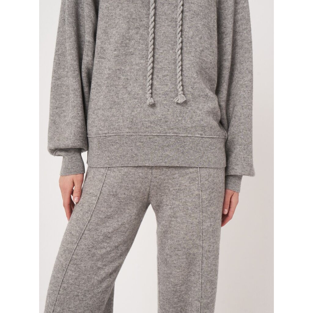 Repeat sweater in light grey
