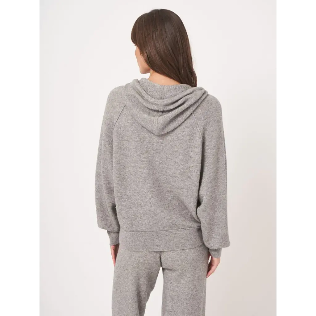 Repeat sweater in light grey