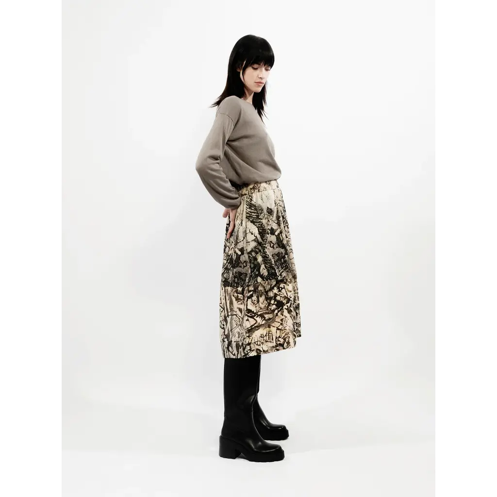 Talking Walls rok Nona in print labyrinth