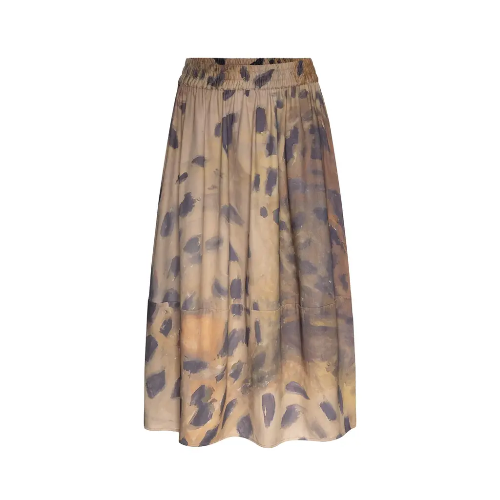 Talking Walls rok Zaza in print leopard