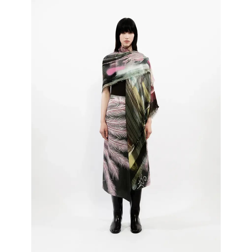 Talking Walls shawl Ela Single Face in print chromas