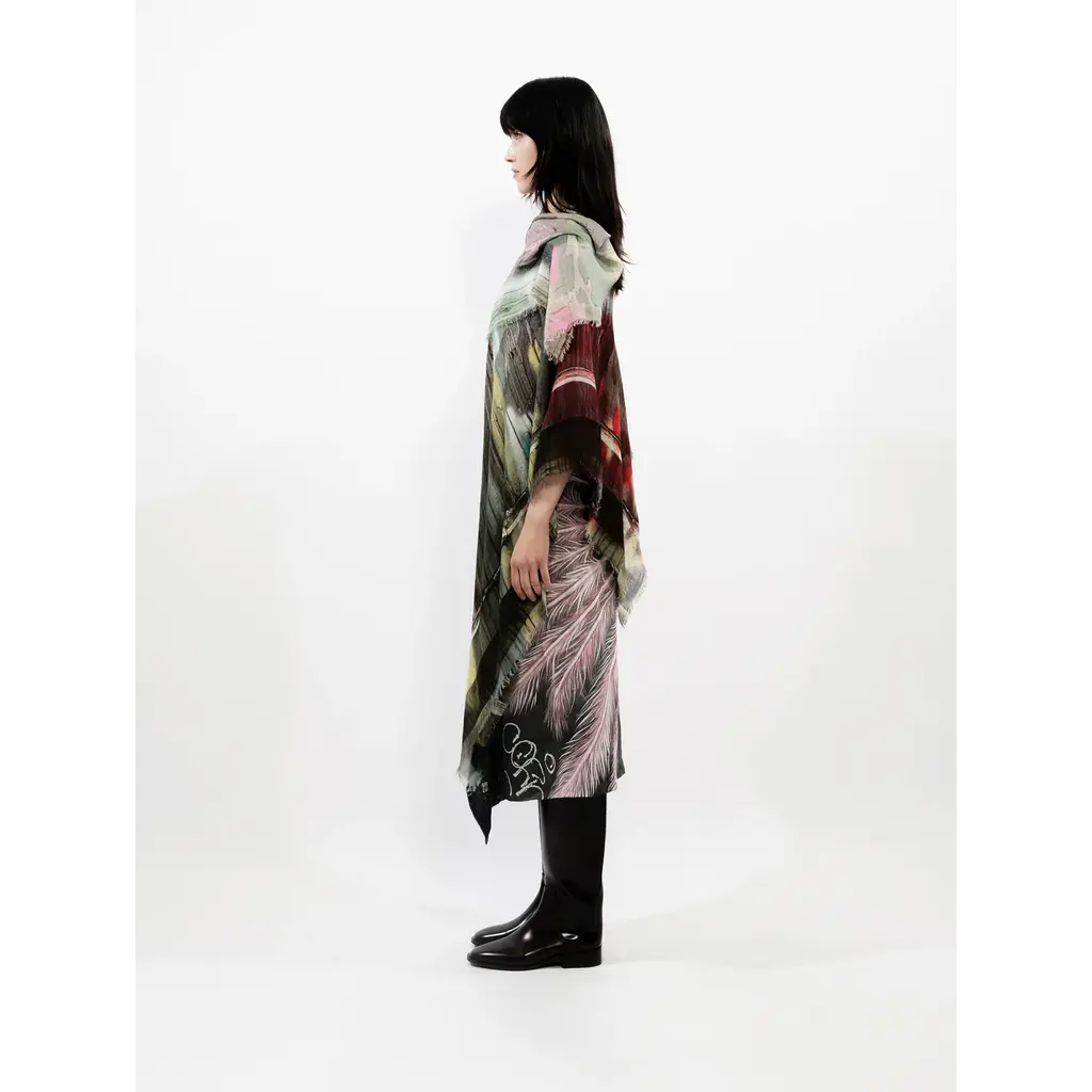 Talking Walls shawl Ela Single Face in print chromas