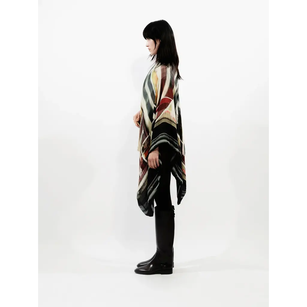 Talking Walls shawl Ava Double Face in print for ever