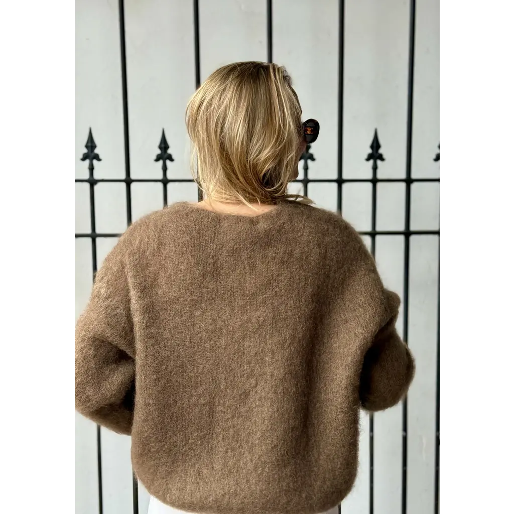 Studio Lavendel trui Noortje in chocolate brown