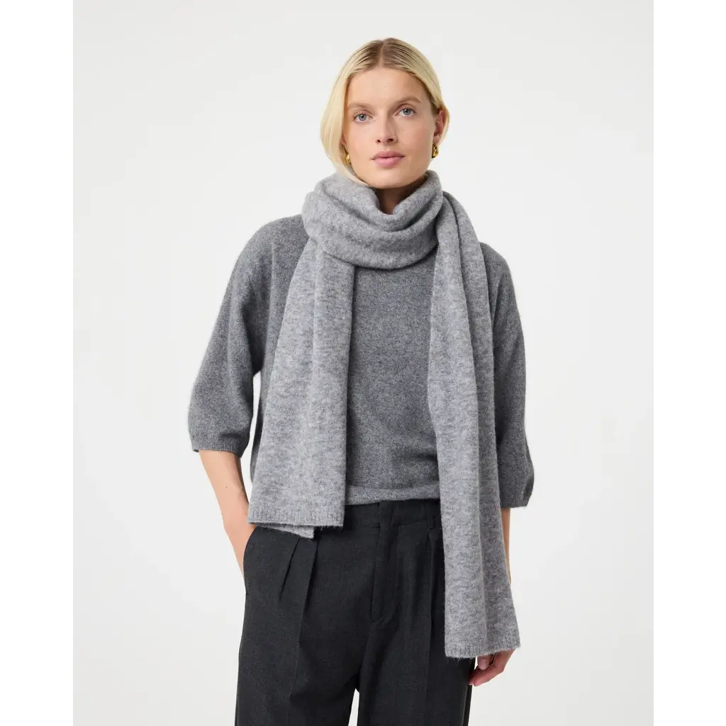Knit-ted shawl Evi Scarf in mid grey
