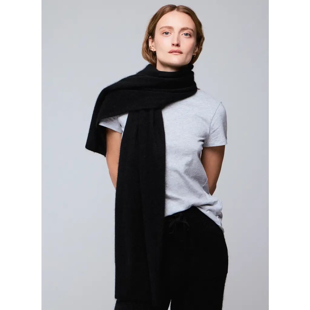 Majestic shawl FEC034 in black